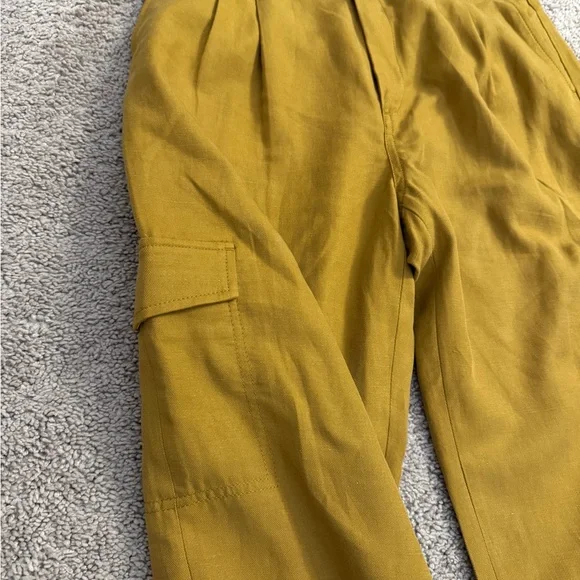 Banana Republic Cargo Pants Women size 6 Mustard Yellow High Waist Pants - Picture 3 of 10